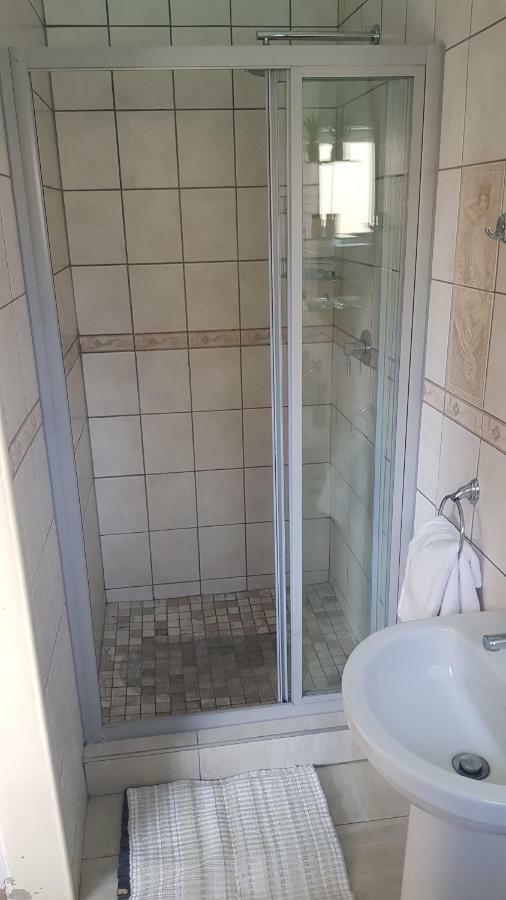 Esperanca Guesthouse Windhoek Exteriör bild