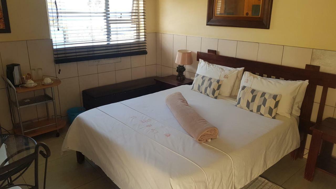 Esperanca Guesthouse Windhoek Exteriör bild